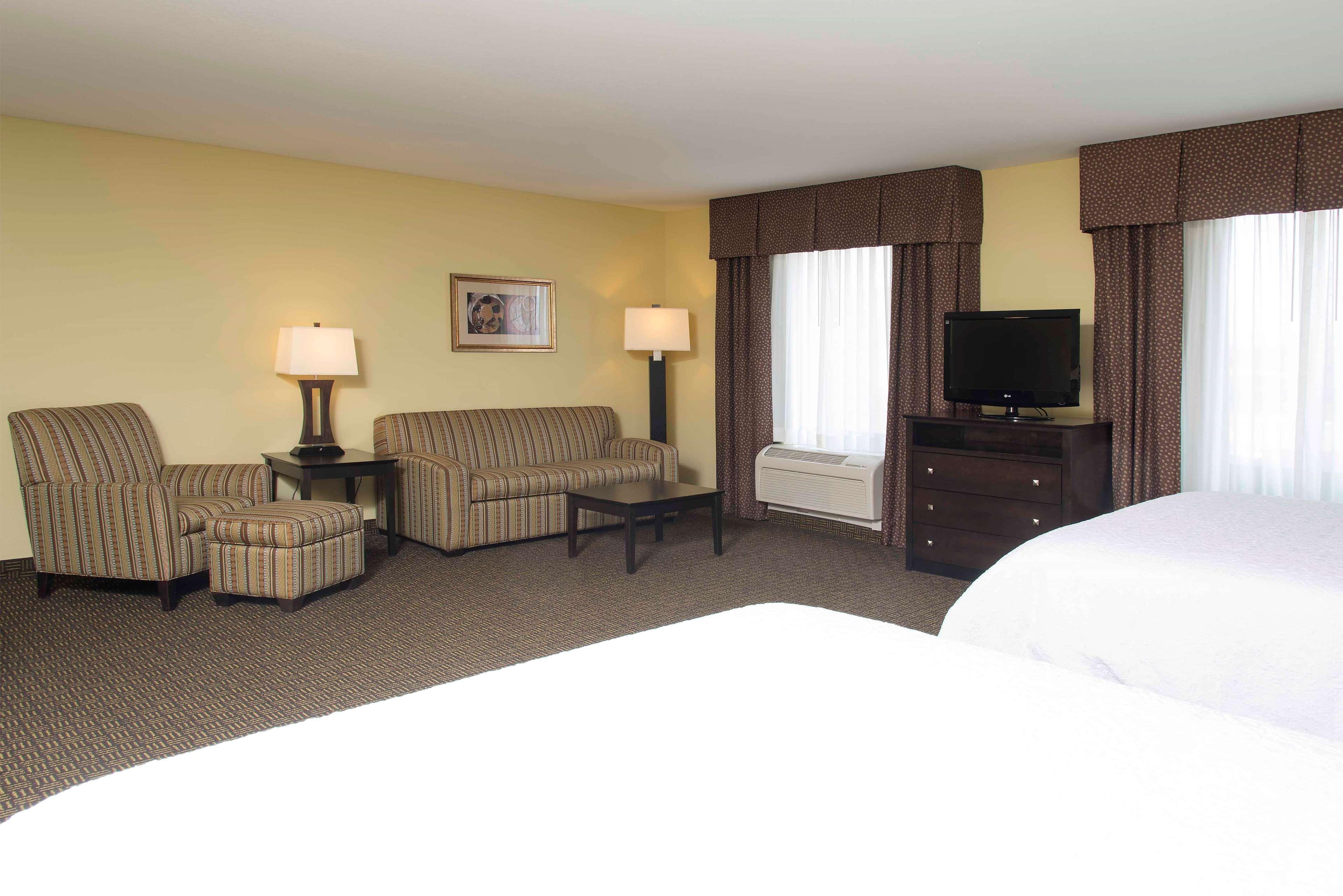 Hampton Inn & Suites Danville Buitenkant foto