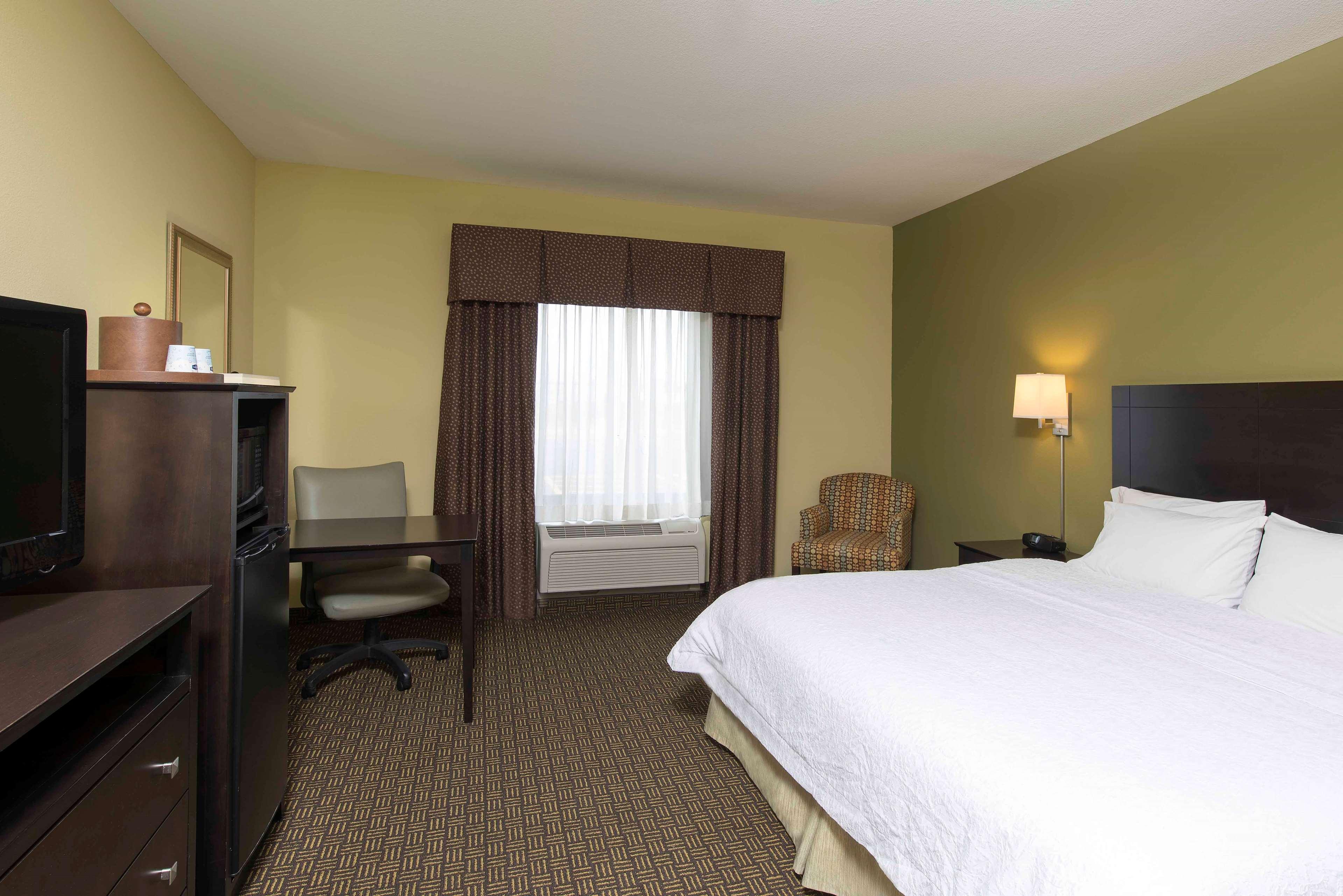 Hampton Inn & Suites Danville Buitenkant foto