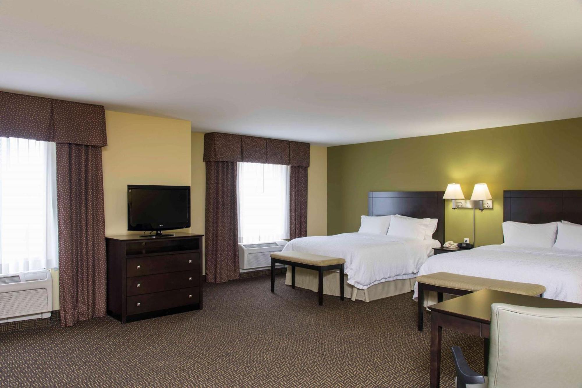Hampton Inn & Suites Danville Buitenkant foto