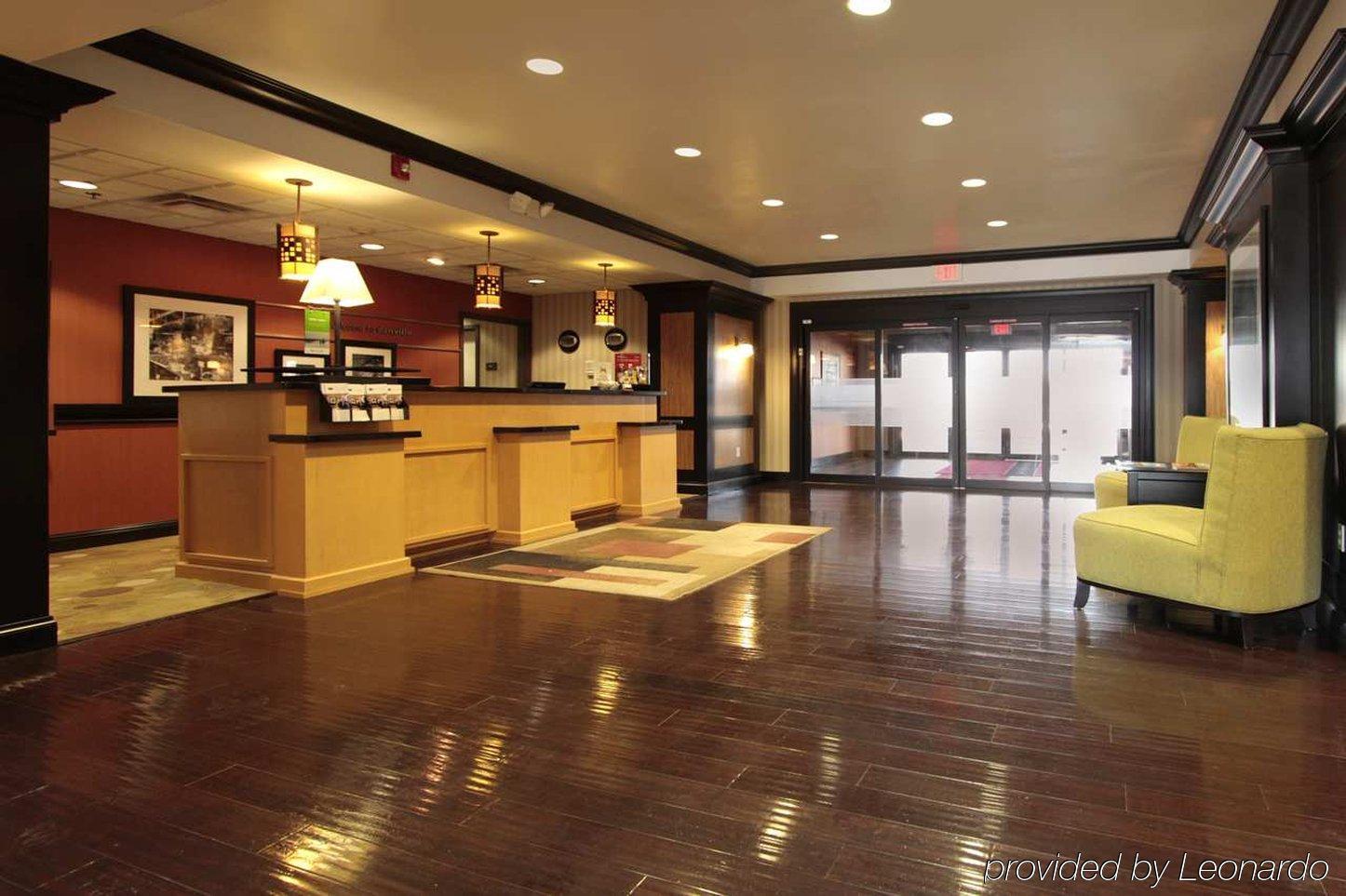 Hampton Inn & Suites Danville Buitenkant foto