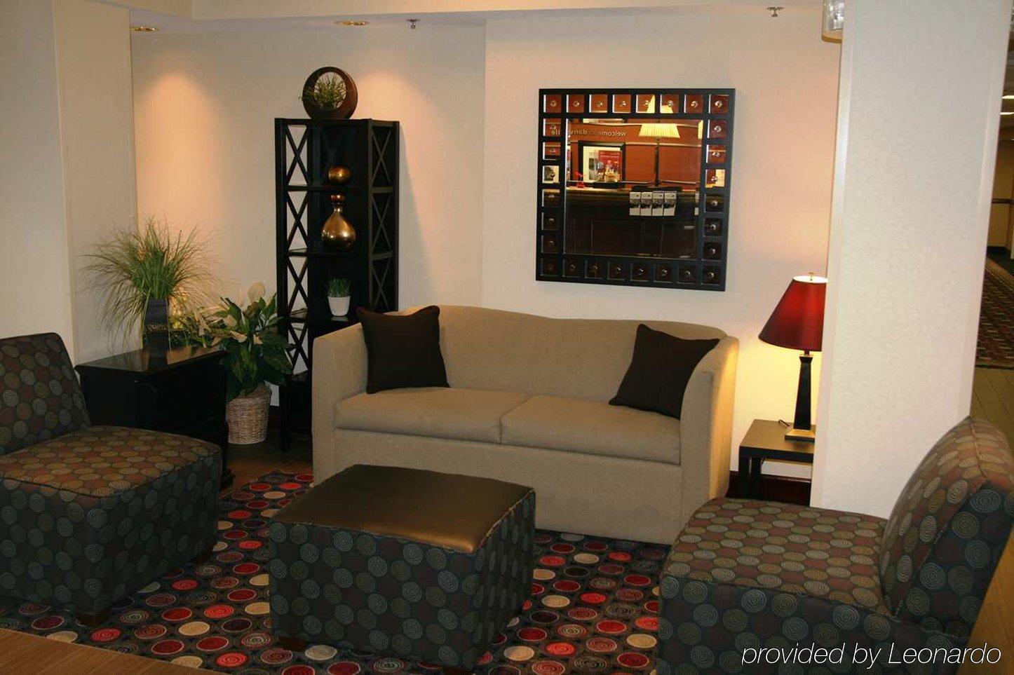 Hampton Inn & Suites Danville Buitenkant foto